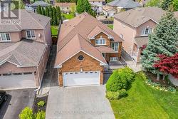 30 GRACEVIEW COURT Vaughan, ON L4L 9C4