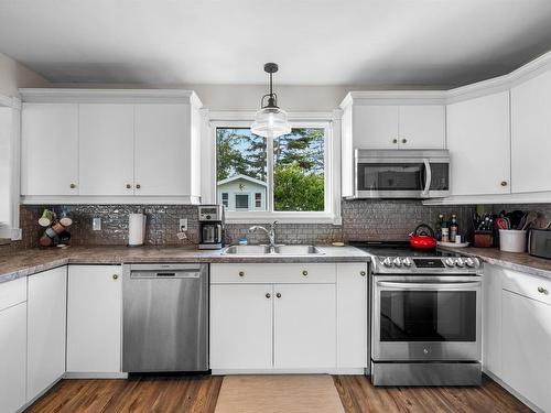 3490 Bayshore Road, Stanhope, PE 