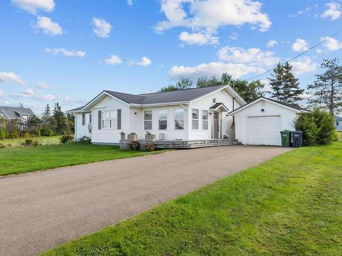 3490 Bayshore Road, Stanhope, PE 
