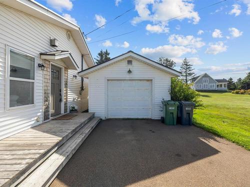 3490 Bayshore Road, Stanhope, PE 