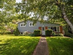 1 Tummell Drive  Dartmouth, NS B2X 2A7