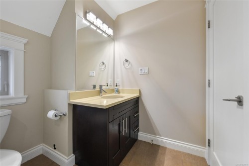 1059 Clare St, Victoria, BC 