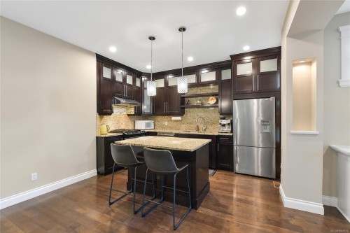 1059 Clare St, Victoria, BC 
