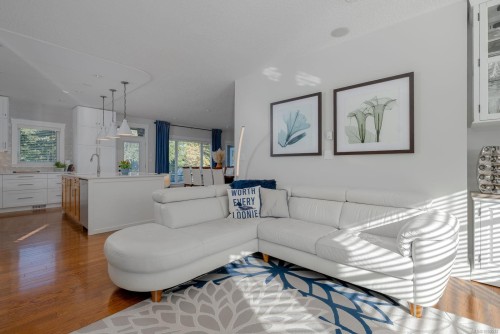 929 Deloume Rd, Mill Bay, BC 
