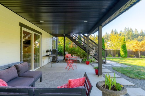 929 Deloume Rd, Mill Bay, BC 