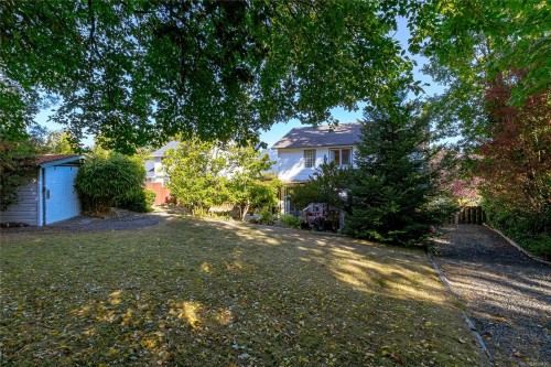4525 Lambourn Dr, Cowichan Bay, BC 
