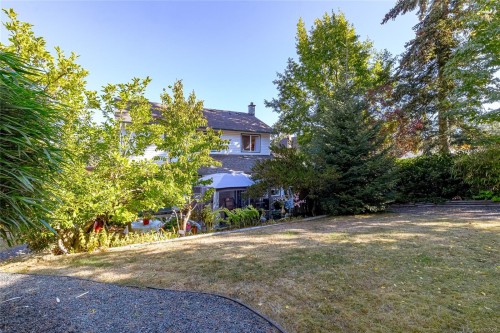 4525 Lambourn Dr, Cowichan Bay, BC 