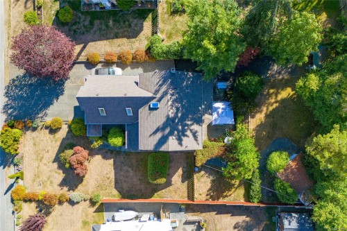 4525 Lambourn Dr, Cowichan Bay, BC 