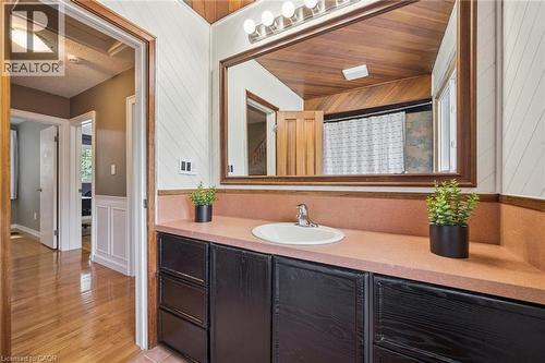 4Pc Bath on Bedroom level - 112 Margaret Avenue N, Waterloo, ON 