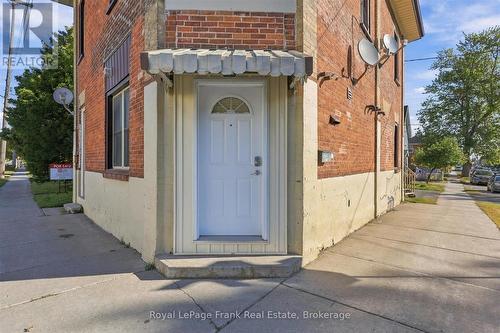 226 LAKE STREET  Peterborough (Town Ward 3), ON K9J 3J1