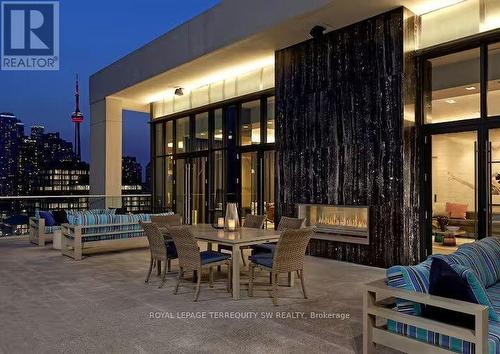 901 - 15 MERCHANTS WHARF , Toronto, Ontario M5A 0N8 2