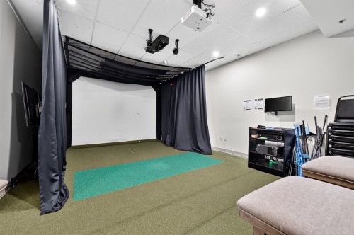 Salle communautaire - 2210-8855 Boul. Leduc, Brossard, QC 