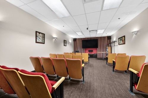 Salle communautaire - 2210-8855 Boul. Leduc, Brossard, QC 