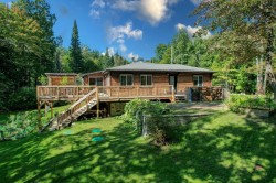 763 Rue des Sapins Saint-Hippolyte, QC J8A 1R3