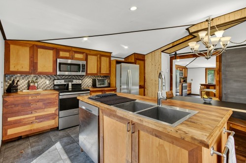 Kitchen - 763 Rue Des Sapins, Saint-Hippolyte, QC 