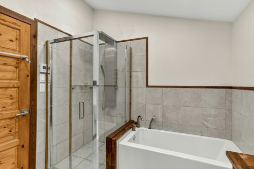 Bathroom - 763 Rue Des Sapins, Saint-Hippolyte, QC 