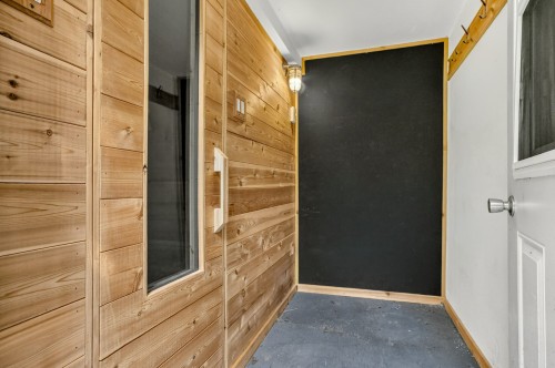 Sauna - 763 Rue Des Sapins, Saint-Hippolyte, QC 