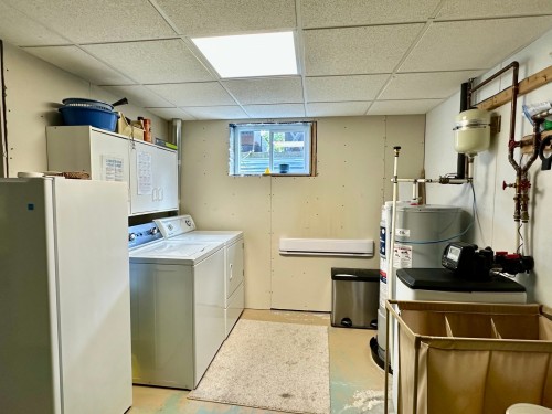 Salle de lavage - 111 Av. De L'Église, Rouyn-Noranda, QC 