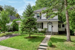 196 Rue Greenfield Longueuil (Greenfield Park), QC J4V 2J5