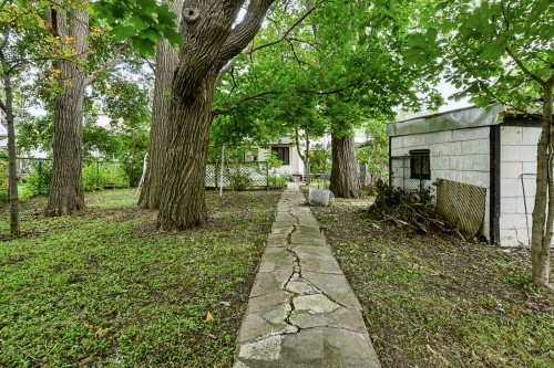 Remise - 196 Rue Greenfield, Longueuil (Greenfield Park), QC 