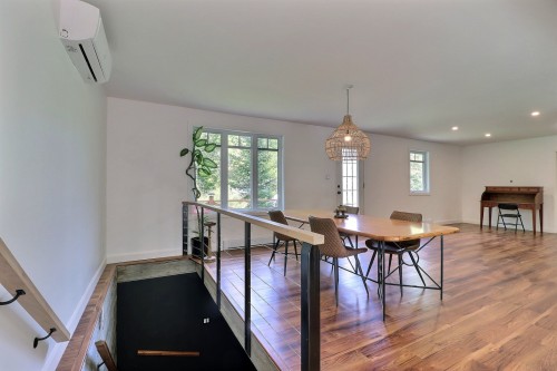 Salle à manger - 650 Rue Jobin, Québec (La Haute-Saint-Charles), QC 
