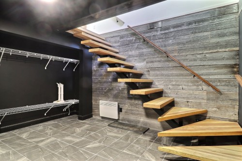 Salle familiale - 650 Rue Jobin, Québec (La Haute-Saint-Charles), QC 