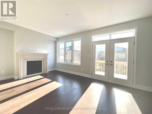 30 Periwinkle Road, Springwater, ON 