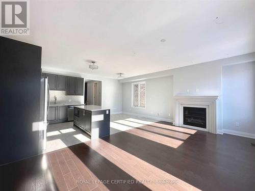 30 Periwinkle Road, Springwater, ON 