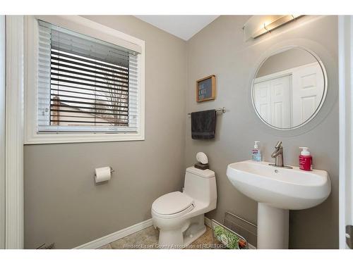2098 Edgemore Avenue, Lasalle, ON 