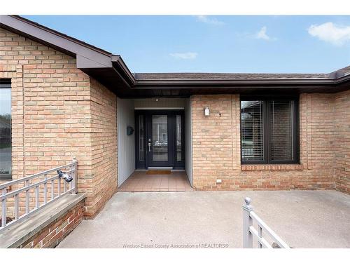 2098 Edgemore Avenue, Lasalle, ON 