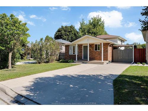 3378 Candlewood Crescent, Windsor, ON 