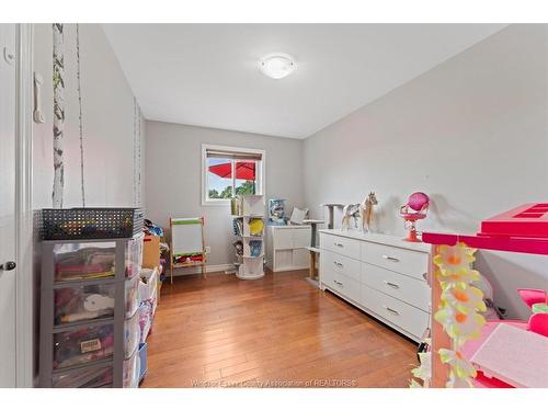 98 Hazel Crescent, Kingsville, ON 
