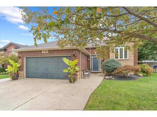 98 Hazel Crescent, Kingsville, ON 