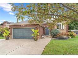 98 HAZEL Crescent Kingsville, ON N9Y 0B2