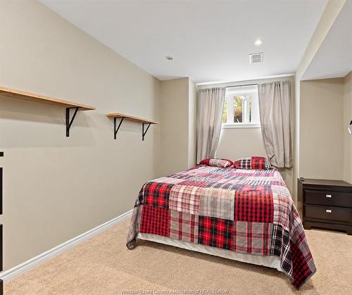 98 Hazel Crescent, Kingsville, ON 