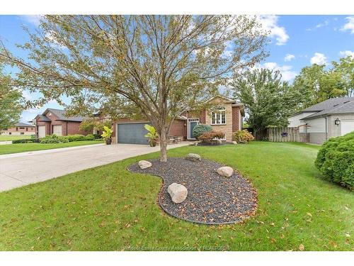 98 Hazel Crescent, Kingsville, ON 