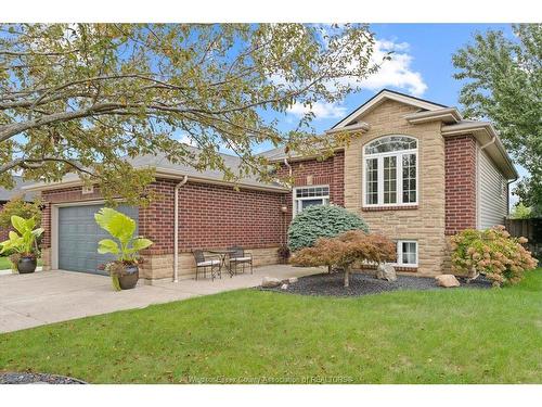 98 Hazel Crescent, Kingsville, ON 