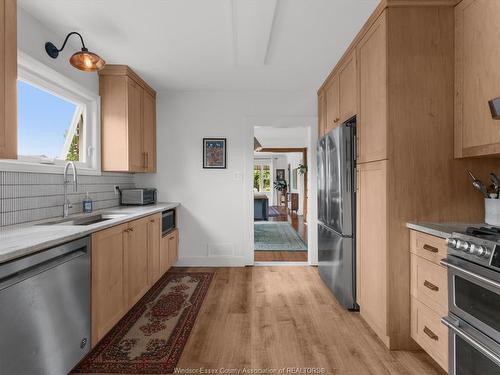 2306 Chilver Road, Windsor, ON 