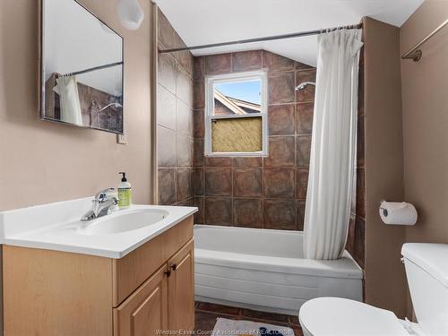 2306 Chilver Road, Windsor, ON 