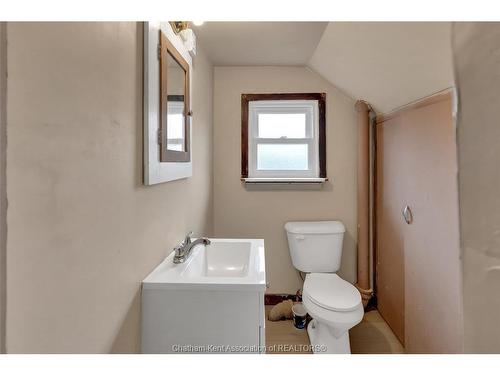 121 Cornhill Street, Chatham, ON 