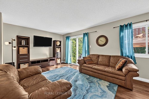 88 Red River Crescent, Toronto, ON 