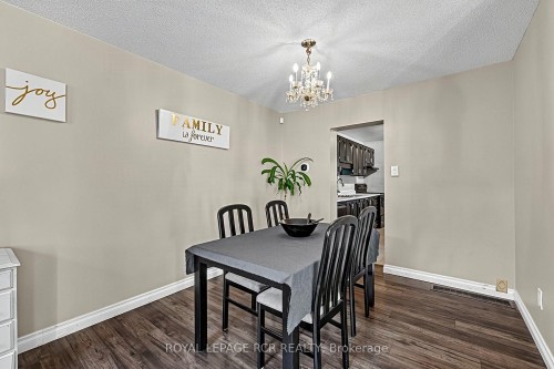 88 Red River Crescent, Toronto, ON 