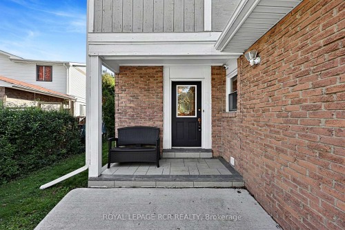 88 Red River Crescent, Toronto, ON 