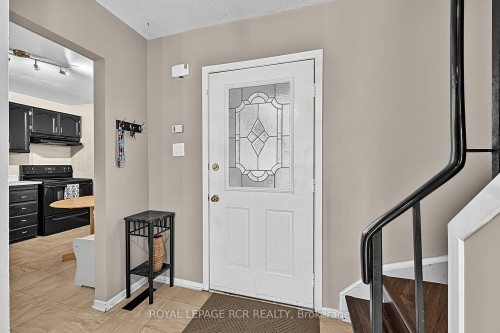 88 Red River Crescent, Toronto, ON 