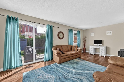 88 Red River Crescent, Toronto, ON 