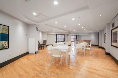 2210-33 Sheppard Avenue E, Toronto, ON 