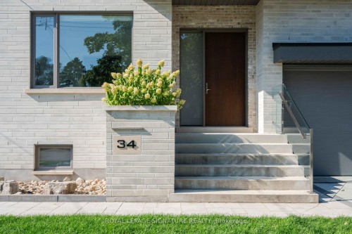 34 Edgecroft Road, Toronto, ON 