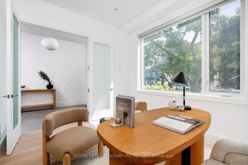 34 Edgecroft Road, Toronto, ON 