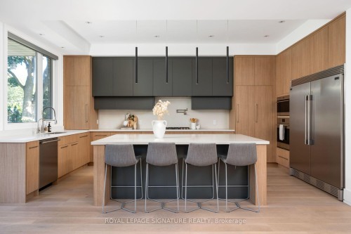 34 Edgecroft Road, Toronto, ON 