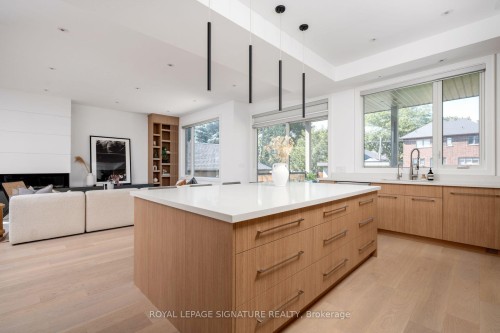 34 Edgecroft Road, Toronto, ON 
